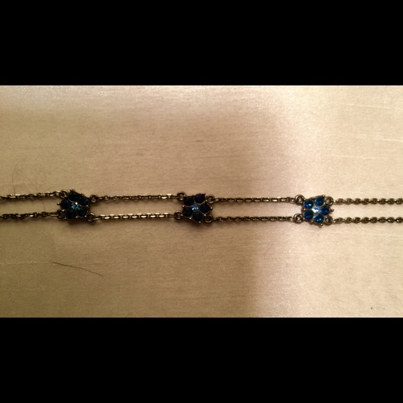 Blue flower choker necklace - Picture 4 of 4